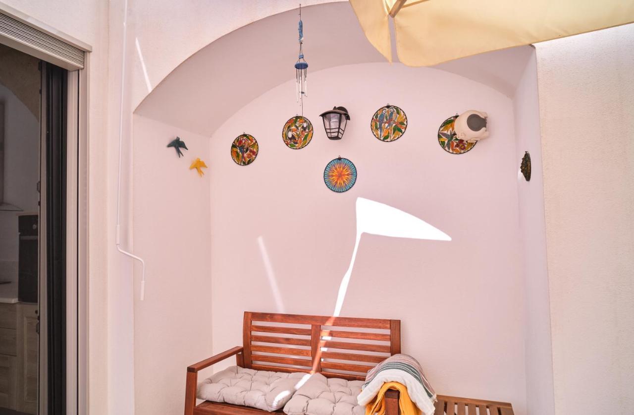 Casa Margherita - Typical Salento House كاسترينيانو دل كابو المظهر الخارجي الصورة
